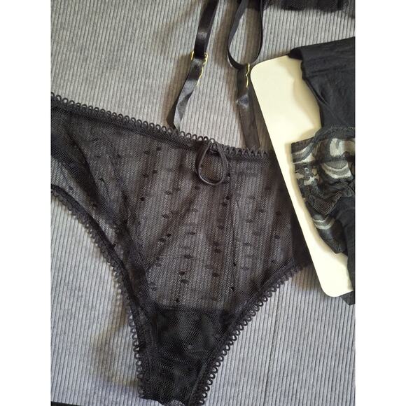 Icollection Risque Black 4-Piece BRA, PANTY, GARTER, NYLONS Lingerie Set Large - Picture 6 of 9